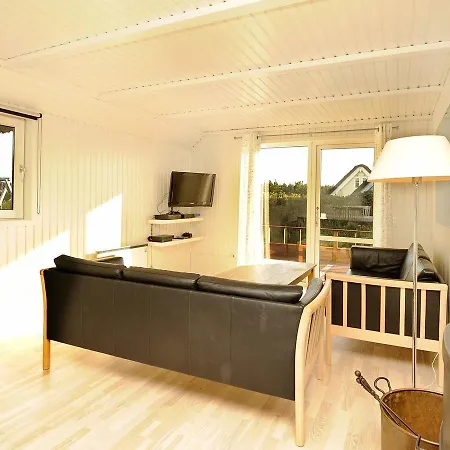 Four-bedroom Holiday In 3 度假居