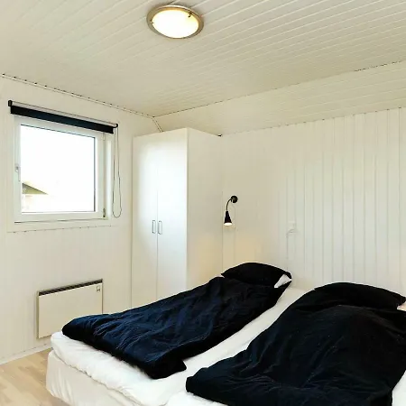 度假居 Four-bedroom Holiday In 3 瓦伊厄斯斯特兰德